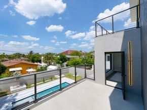 3225 Canal Drive, Pompano Beach FL 33062