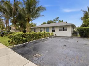 8230 SW 4th Place, North Lauderdale FL 33068