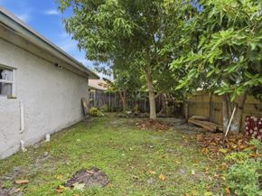 8230 SW 4th Place, North Lauderdale FL 33068