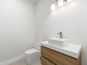 821 SW 1st Street, Fort Lauderdale FL 33312