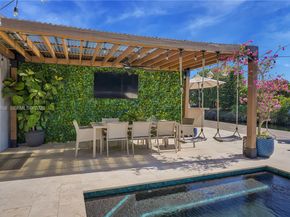 5241 SW 104th Avenue, Miami FL 33165