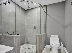 5241 SW 104th Avenue, Miami FL 33165