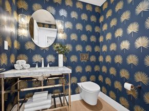 100 Royal Palm Way D2, Palm Beach FL 33480
