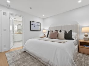 100 Royal Palm Way D2, Palm Beach FL 33480