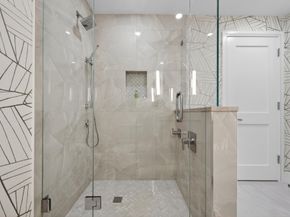 100 Royal Palm Way D2, Palm Beach FL 33480