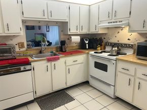 2840 Somerset Drive 400M, Lauderdale Lakes FL 33311