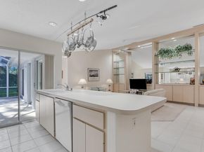 9503 Chapman Oak Court, Palm Beach Gardens FL 33410