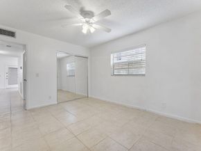 877 Flanders S, Delray Beach FL 33484