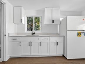 621 SE 1st St., Hialeah FL 33010