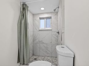 621 SE 1st St., Hialeah FL 33010