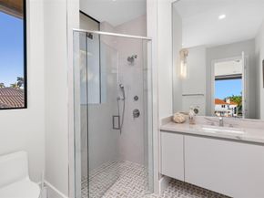 100 Royal Palm Drive, Fort Lauderdale FL 33301