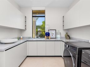 100 Royal Palm Drive, Fort Lauderdale FL 33301