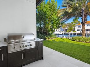 100 Royal Palm Drive, Fort Lauderdale FL 33301