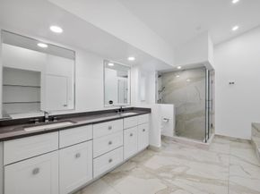 19986 NE 5th Court 4d, Miami FL 33179