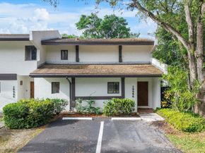 19986 NE 5th Court 4d, Miami FL 33179
