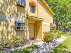 3095 N Oakland Forest Drive 104, Oakland Park FL 33309
