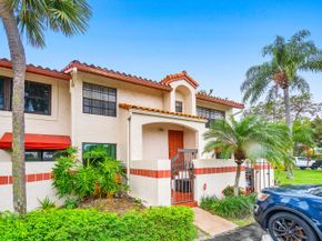 312 Liberty Court, Deerfield Beach FL 33442