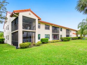 312 Liberty Court, Deerfield Beach FL 33442