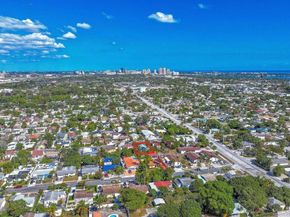 920 Selkirk Street, West Palm Beach FL 33405
