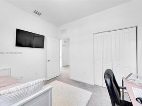 20357 NW 4th Path, Miami Gardens FL 33169