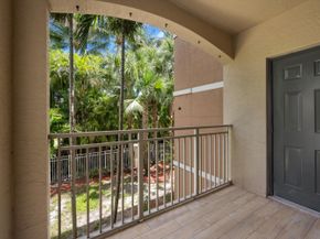 6475 Emerald Dunes Drive 206, West Palm Beach FL 33411