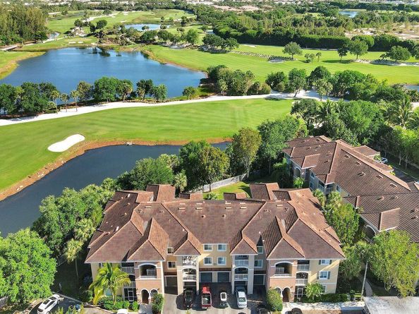 6475 Emerald Dunes Drive 206, West Palm Beach FL 33411