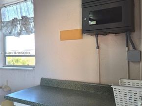 2821 Somerset Drive 400, Lauderdale Lakes FL 33311