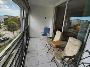 2821 Somerset Drive 400, Lauderdale Lakes FL 33311