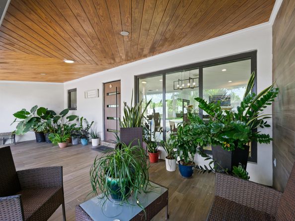 2601 NE 8th Court, Pompano Beach FL 33062