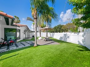 2601 NE 8th Court, Pompano Beach FL 33062