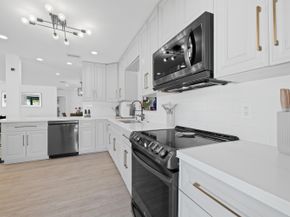 2601 NE 8th Court, Pompano Beach FL 33062