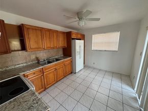 230 SW 1st Street G8, Pompano Beach FL 33060