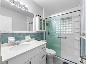 81 NE 47th Street, Oakland Park FL 33334