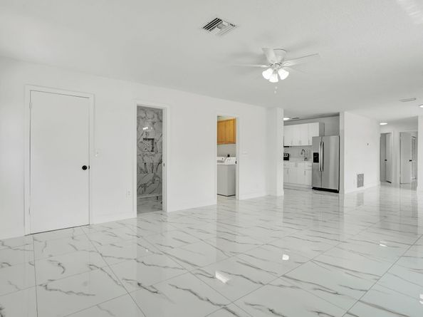 3060 NE 12th Ave, Pompano Beach FL 33064