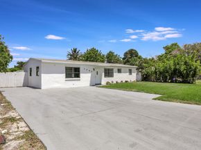 3060 NE 12th Ave, Pompano Beach FL 33064