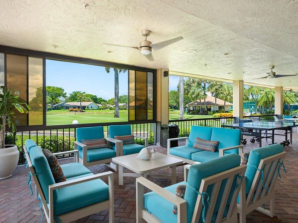 5106 Oakhill Lane 911, Delray Beach FL 33484