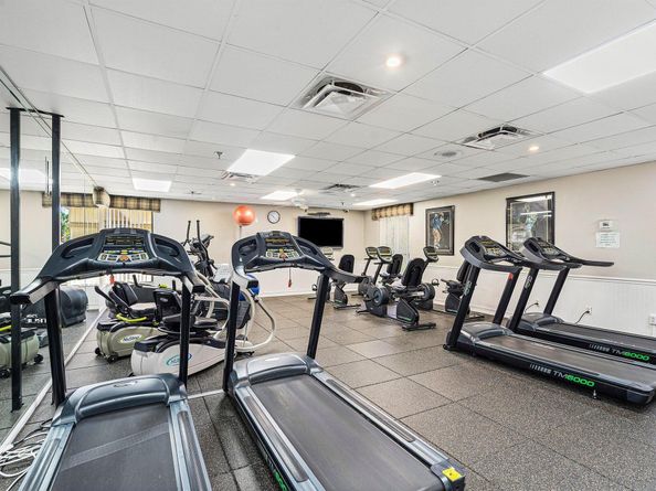 5106 Oakhill Lane 911, Delray Beach FL 33484