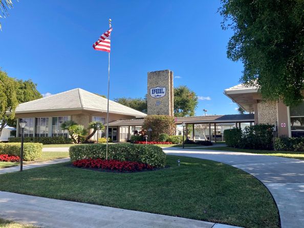 120 NW 10th Court, Boynton Beach FL 33426