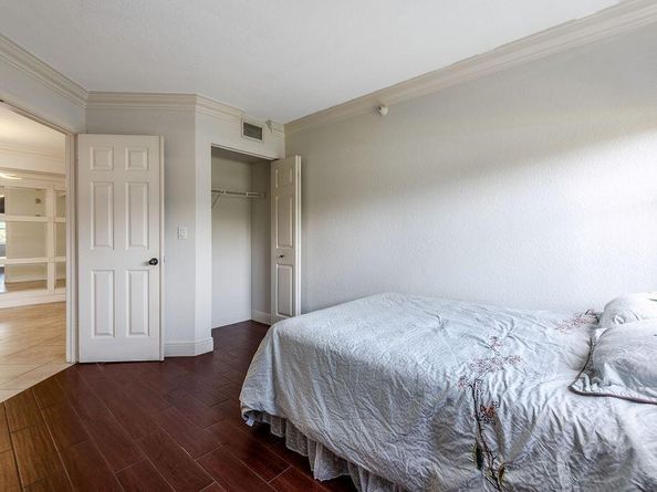 160 Yacht Club Way 109, Hypoluxo FL 33462
