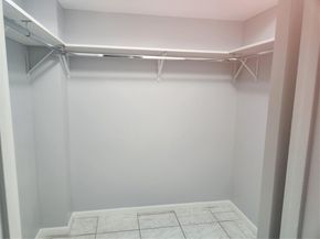 2801 NW 47 tER 403B, Lauderdale Lakes FL 33313