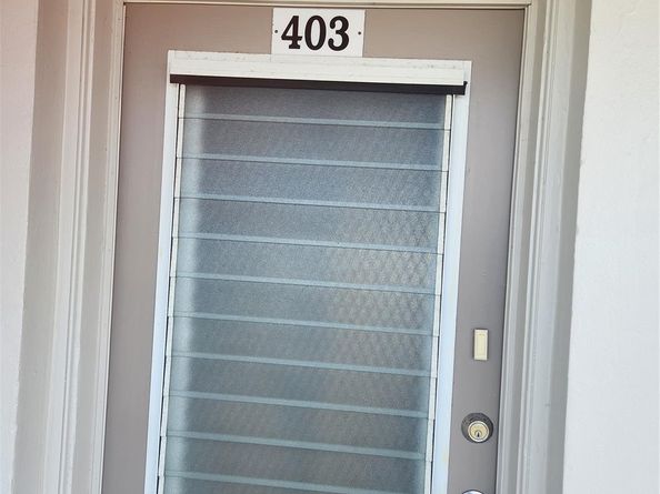 2801 NW 47 tER 403B, Lauderdale Lakes FL 33313