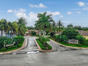 5873 NW 125th Ter, Coral Springs FL 33076