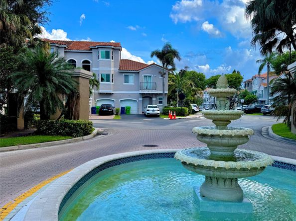 1419 NW 126th Ln, Sunrise FL 33323