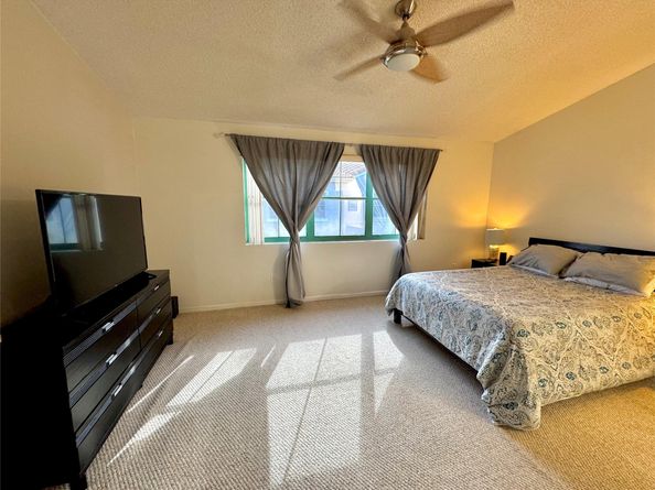1419 NW 126th Ln, Sunrise FL 33323