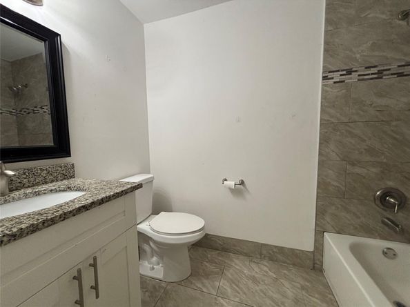 426 SW 79th Ter, North Lauderdale FL 33068