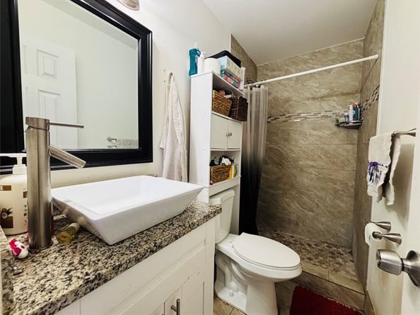 426 SW 79th Ter, North Lauderdale FL 33068