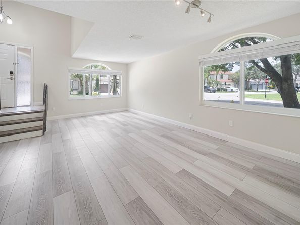 117 NW 118th Dr, Coral Springs FL 33071