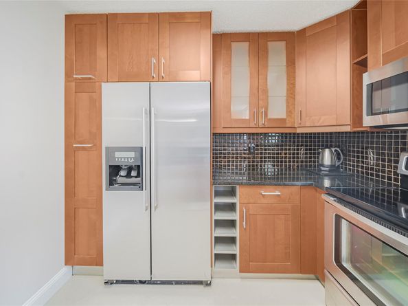 117 NW 118th Dr, Coral Springs FL 33071