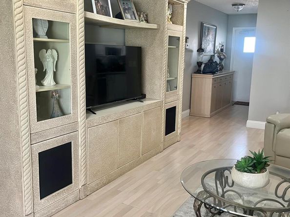 2100 SW Lake Circle Drive 109, Boynton Beach FL 33426