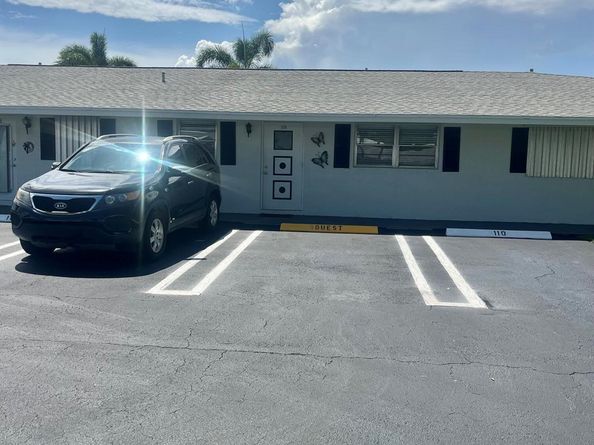 2100 SW Lake Circle Drive 109, Boynton Beach FL 33426